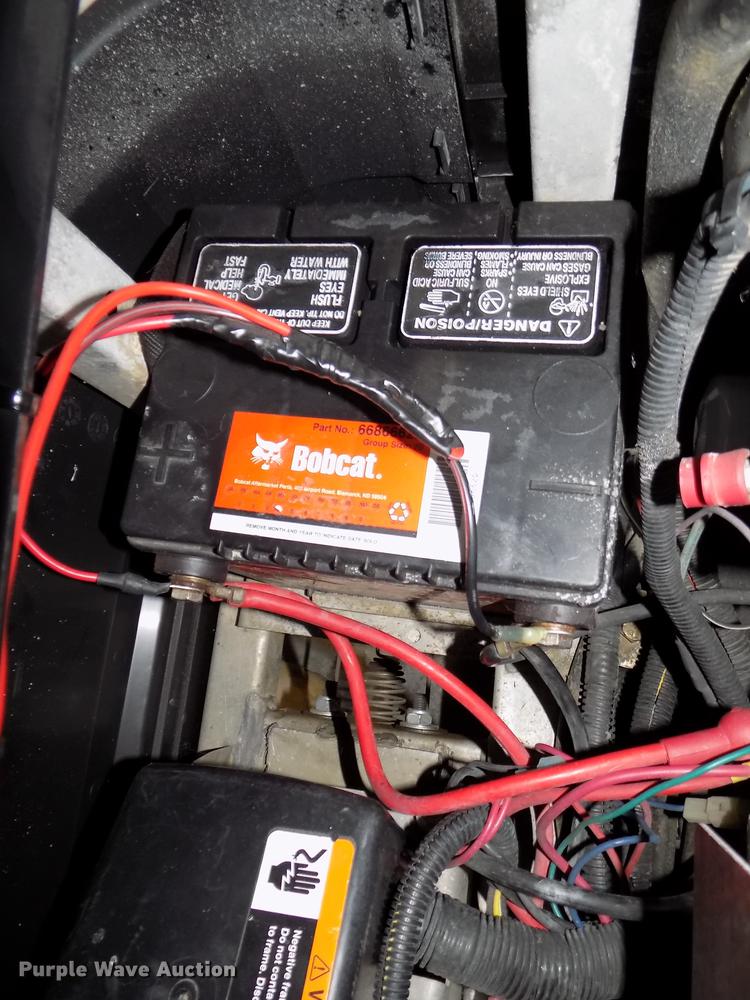 image for item DZ9609 2006 Bobcat 2300 utility vehicle