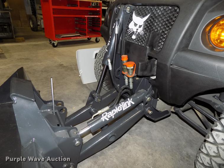 image for item DZ9609 2006 Bobcat 2300 utility vehicle
