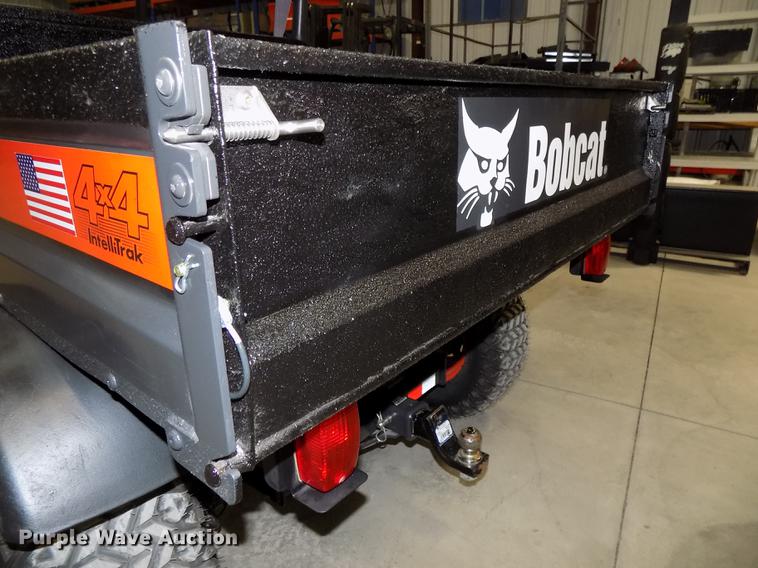image for item DZ9609 2006 Bobcat 2300 utility vehicle