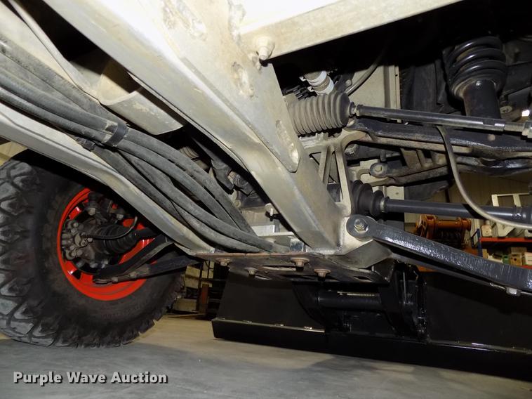image for item DZ9609 2006 Bobcat 2300 utility vehicle