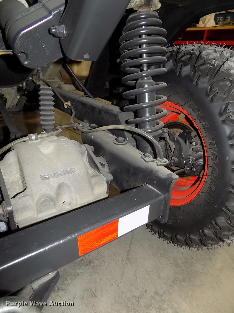 image for item DZ9609 2006 Bobcat 2300 utility vehicle