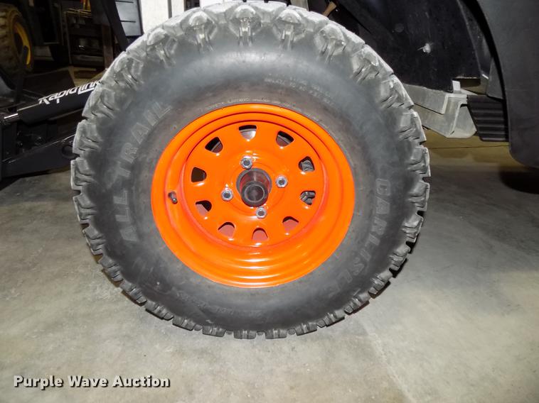 image for item DZ9609 2006 Bobcat 2300 utility vehicle