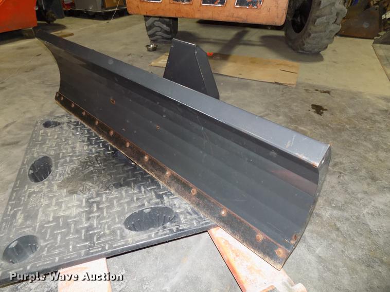 image for item DZ9609 2006 Bobcat 2300 utility vehicle