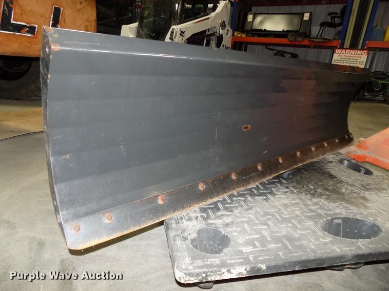 image for item DZ9609 2006 Bobcat 2300 utility vehicle