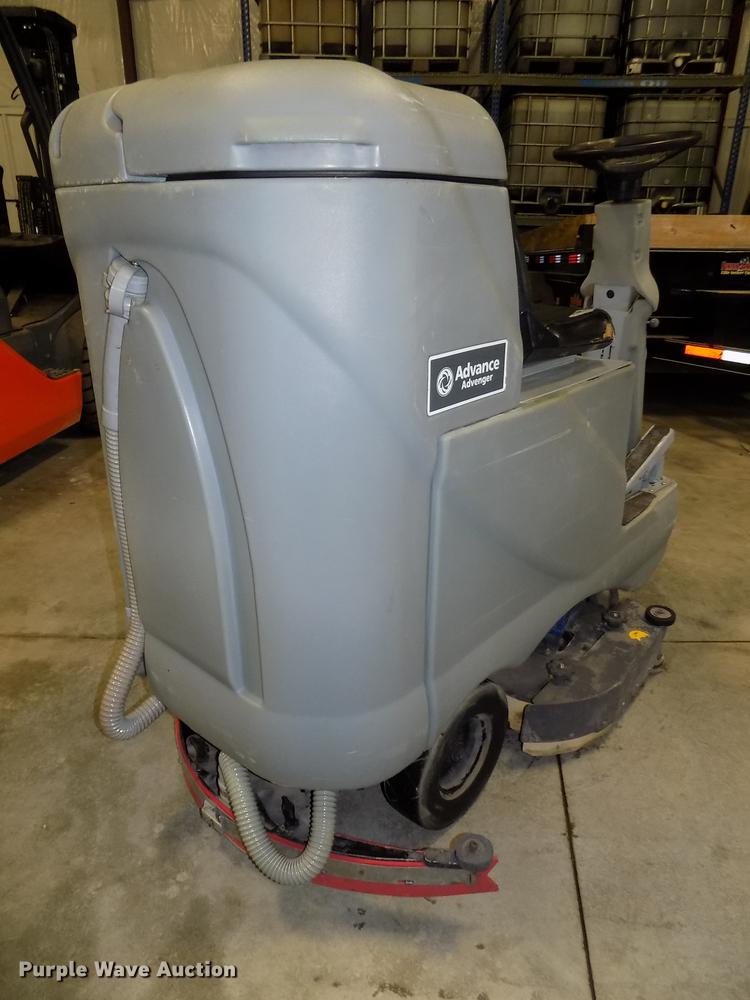 image for item DZ9620 Advance Advenger 3210D floor scrubber