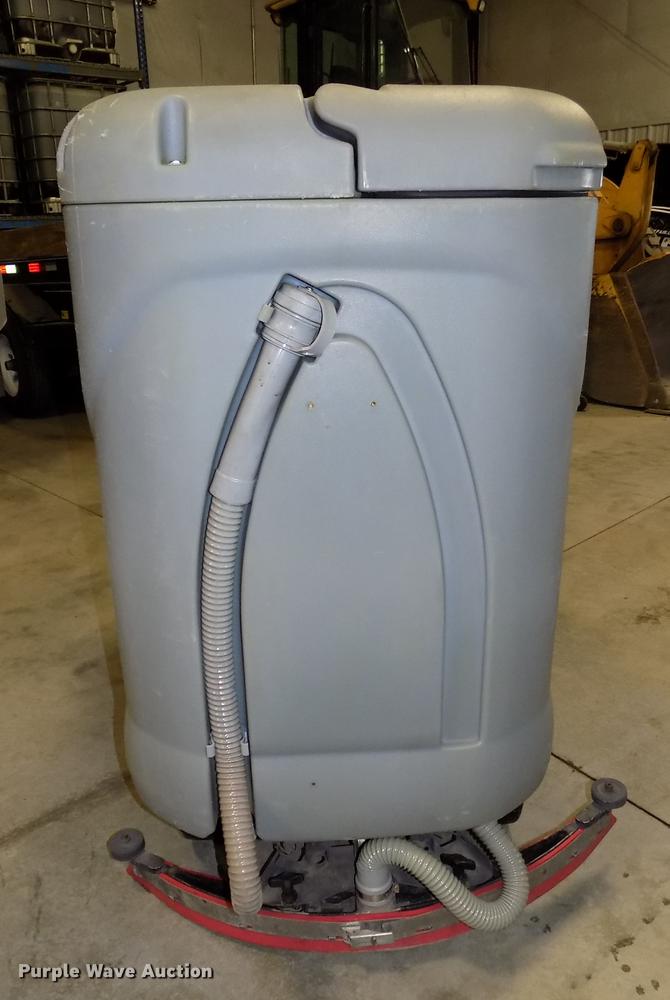 image for item DZ9620 Advance Advenger 3210D floor scrubber