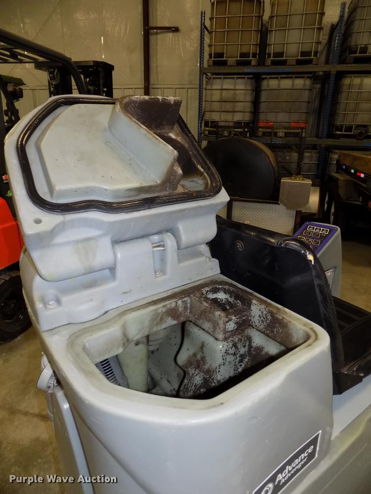 image for item DZ9620 Advance Advenger 3210D floor scrubber