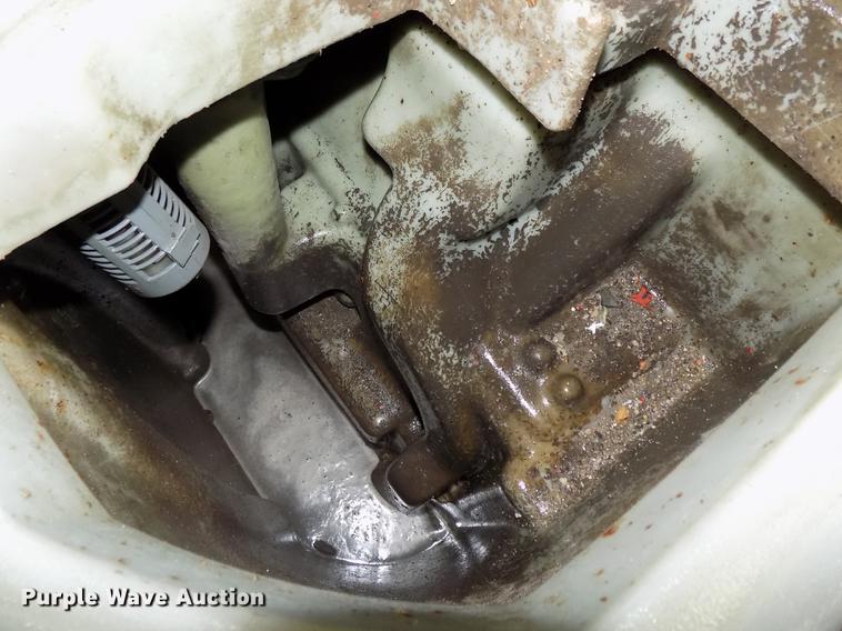 image for item DZ9620 Advance Advenger 3210D floor scrubber