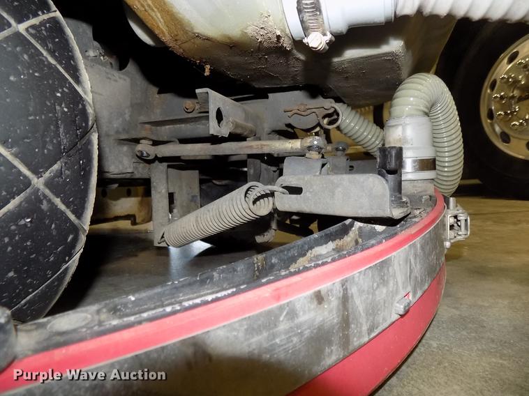 image for item DZ9620 Advance Advenger 3210D floor scrubber