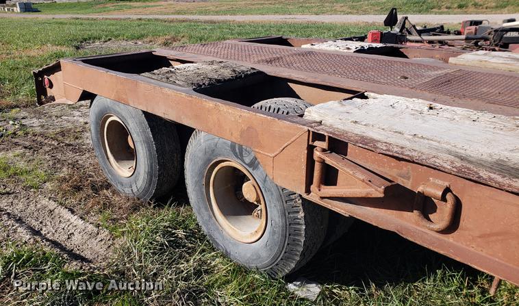 image for item EF9981 1954 equipment trailer