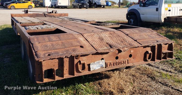 image for item EF9981 1954 equipment trailer