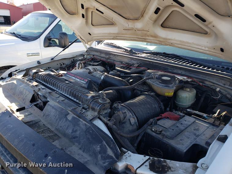 image for item EF9982 2006 Ford F450 Super Duty truck cab and chassis