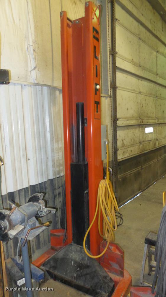 image for item EH9121 ALM WE-18 automotive lift system