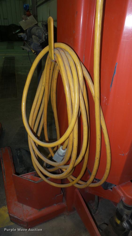 image for item EH9121 ALM WE-18 automotive lift system