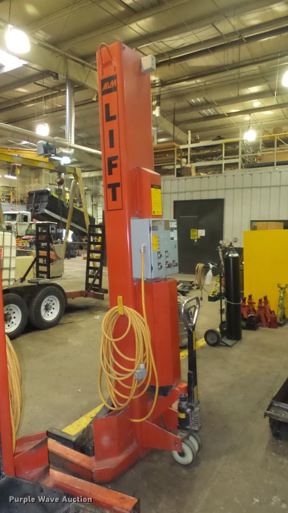 image for item EH9121 ALM WE-18 automotive lift system