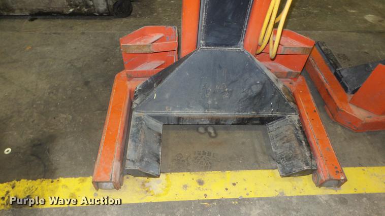 image for item EH9121 ALM WE-18 automotive lift system