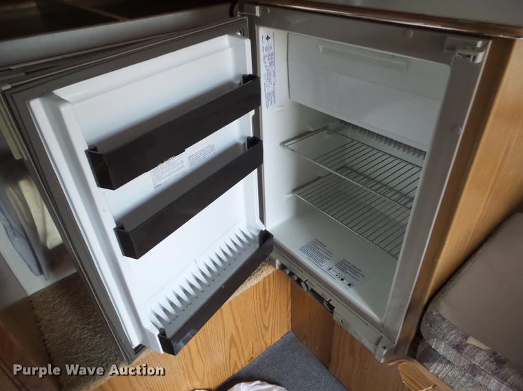 image for item EM9006 Starcraft Starmate camper