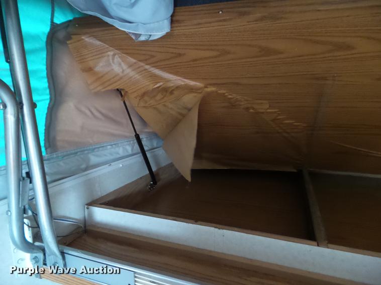 image for item EM9006 Starcraft Starmate camper