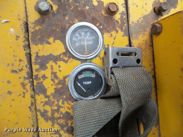 image for item EM9007 Mustang 1700 skid steer