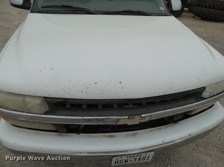 image for item EN9683 2001 Chevrolet Silverado 1500 Crew Cab pickup truck