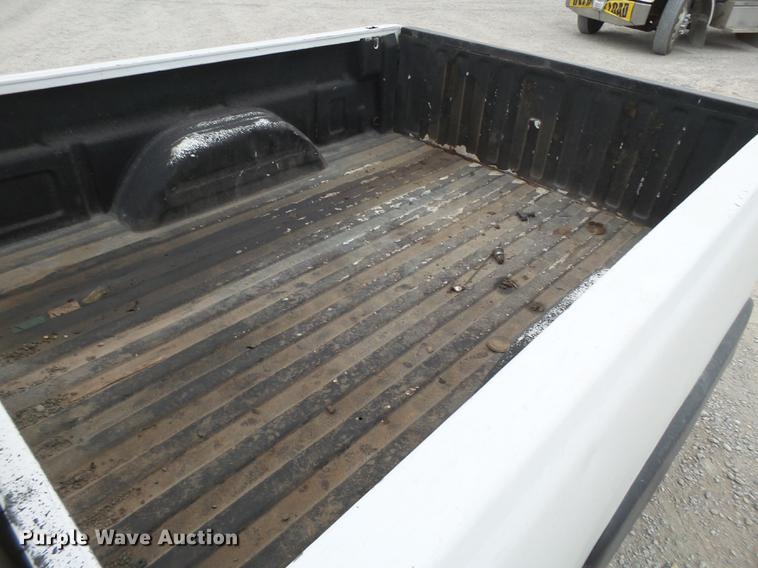 image for item EN9683 2001 Chevrolet Silverado 1500 Crew Cab pickup truck