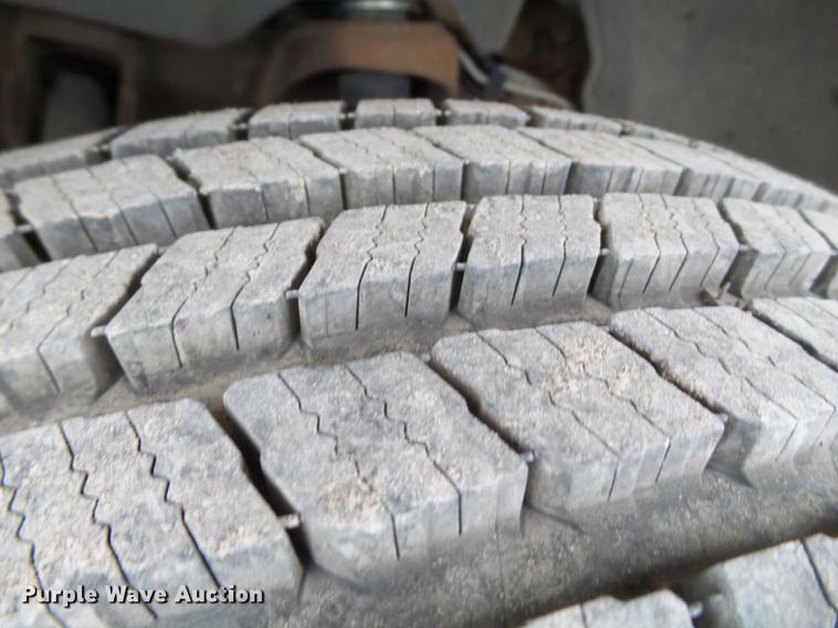 image for item EN9683 2001 Chevrolet Silverado 1500 Crew Cab pickup truck