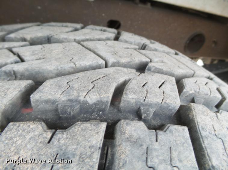 image for item EN9683 2001 Chevrolet Silverado 1500 Crew Cab pickup truck