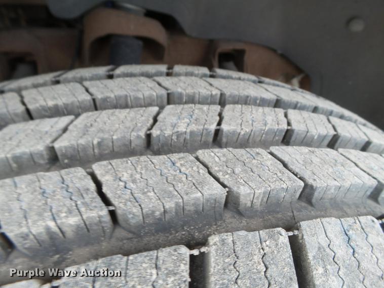 image for item EN9683 2001 Chevrolet Silverado 1500 Crew Cab pickup truck