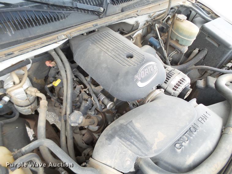 image for item EN9683 2001 Chevrolet Silverado 1500 Crew Cab pickup truck