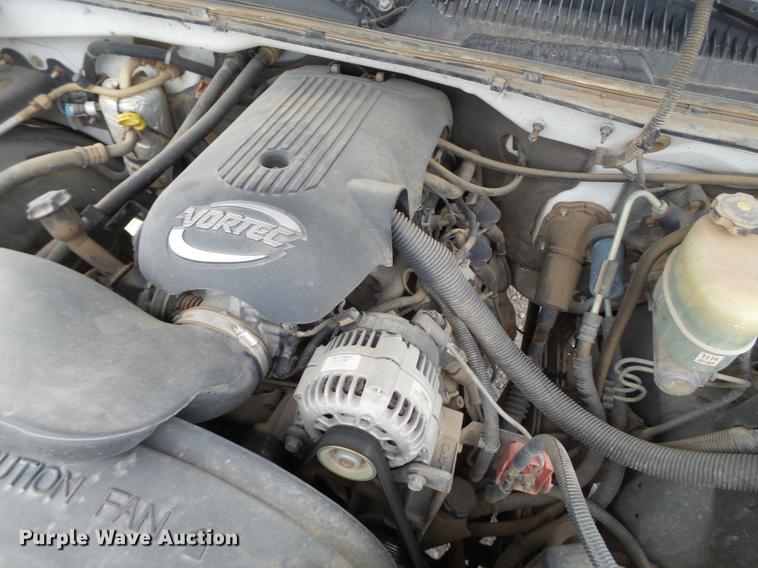 image for item EN9683 2001 Chevrolet Silverado 1500 Crew Cab pickup truck