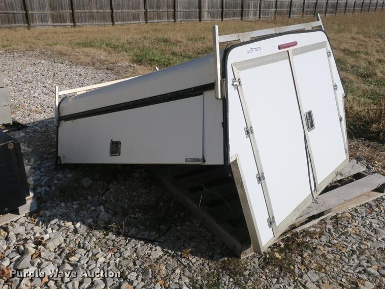 image for item EO9429 Topper