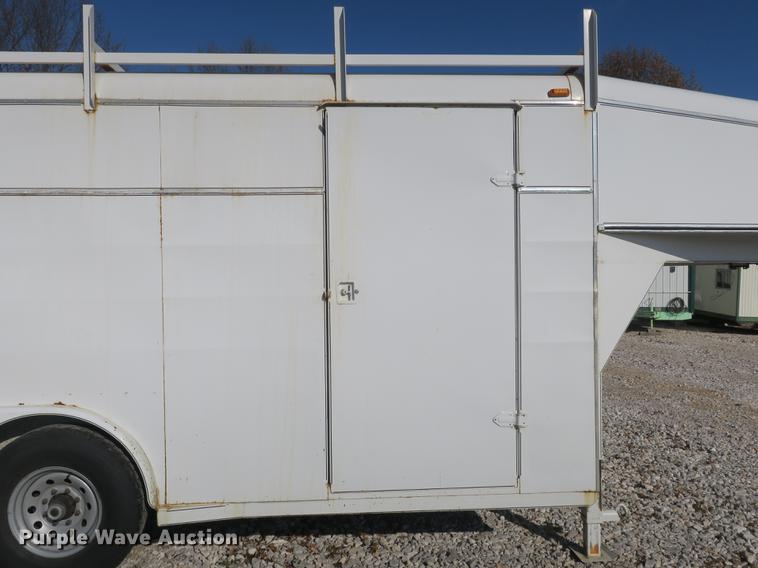 image for item EO9431 2014 Calico enclosed cargo trailer