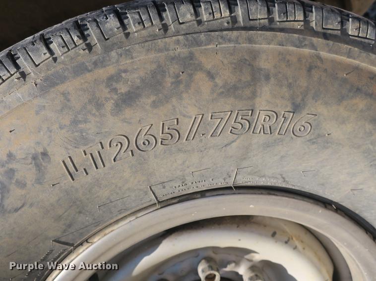 image for item EO9433 2000 Chevrolet 2500 pickup truck