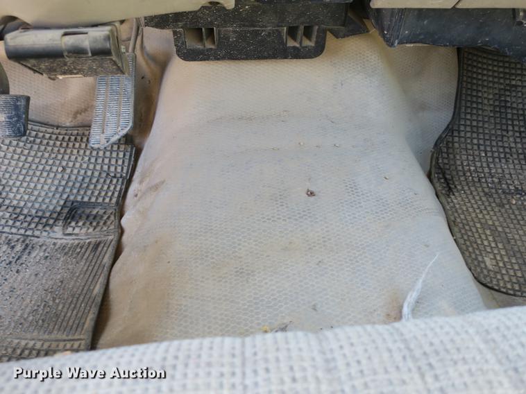 image for item EO9433 2000 Chevrolet 2500 pickup truck