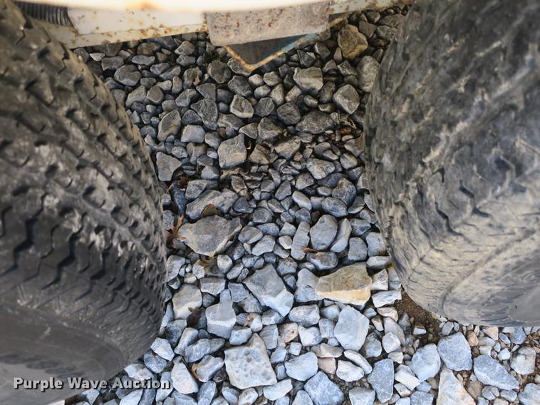 image for item EO9434 2005 Contract Mfg enclosed cargo trailer