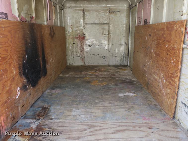 image for item EO9434 2005 Contract Mfg enclosed cargo trailer