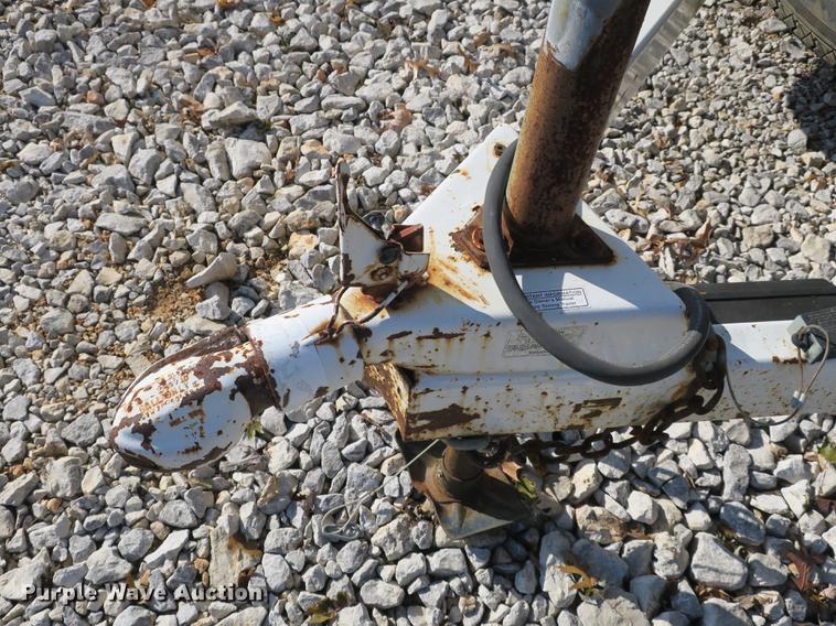 image for item EO9434 2005 Contract Mfg enclosed cargo trailer