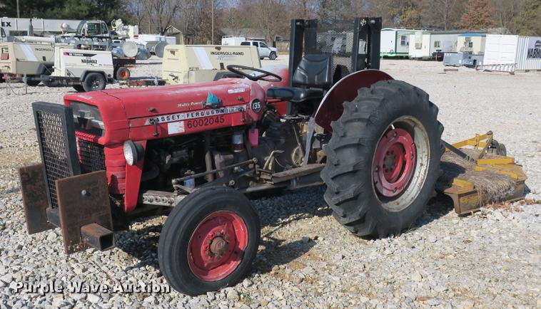 image for item EO9435 Massey-Ferguson 135 tractor