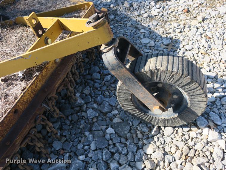 image for item EO9435 Massey-Ferguson 135 tractor