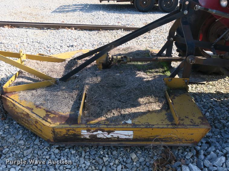 image for item EO9435 Massey-Ferguson 135 tractor