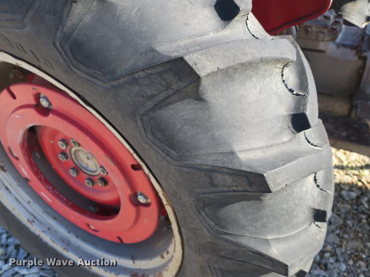 image for item EO9435 Massey-Ferguson 135 tractor