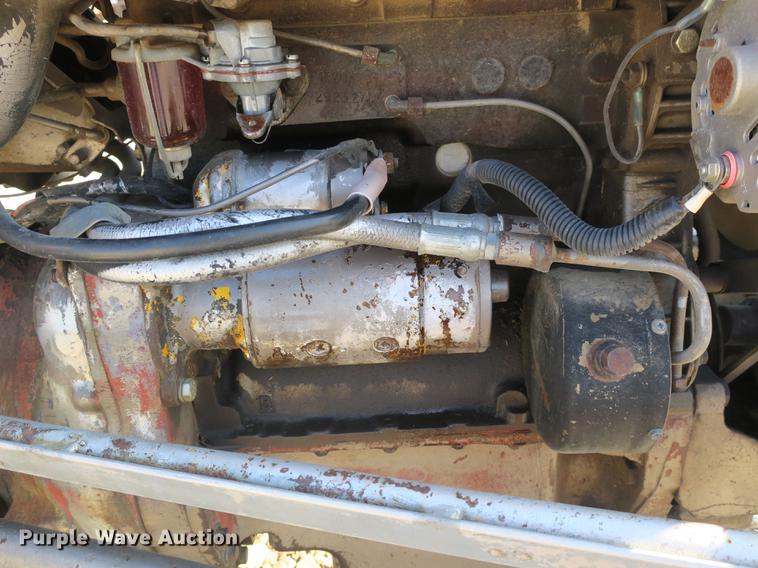 image for item EO9435 Massey-Ferguson 135 tractor