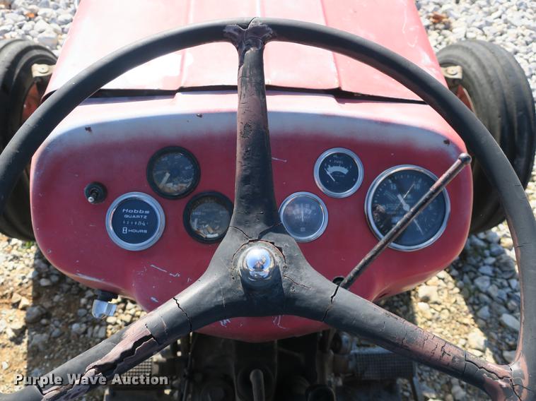 image for item EO9435 Massey-Ferguson 135 tractor