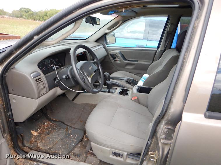 image for item EO9719 2002 Jeep Grand Cherokee Laredo SUV