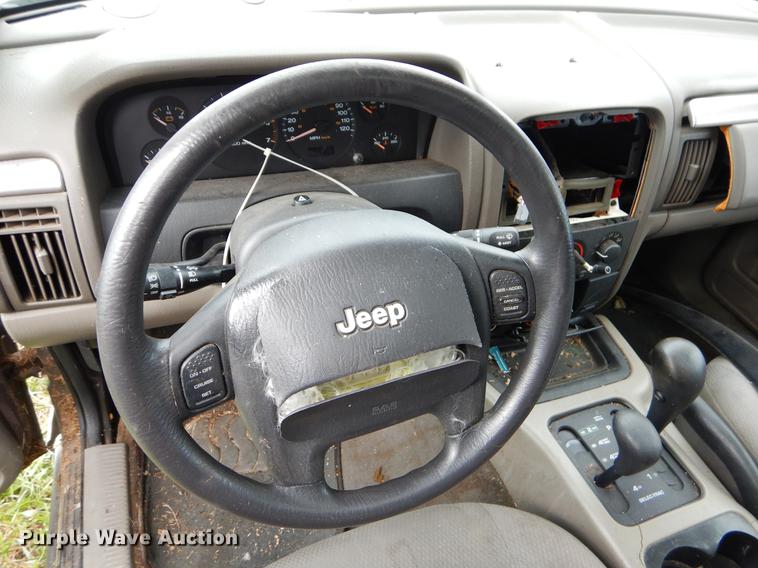 image for item EO9719 2002 Jeep Grand Cherokee Laredo SUV