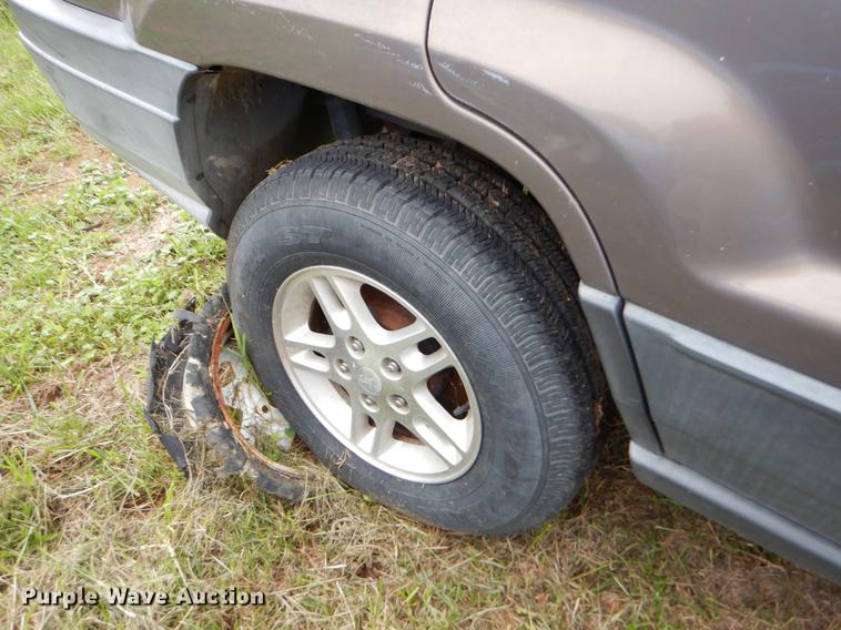 image for item EO9719 2002 Jeep Grand Cherokee Laredo SUV