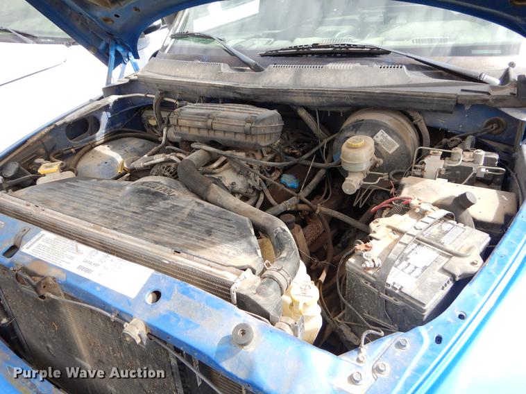 image for item EO9720 2001 Dodge Ram 1500 Quad Cab pickup truck