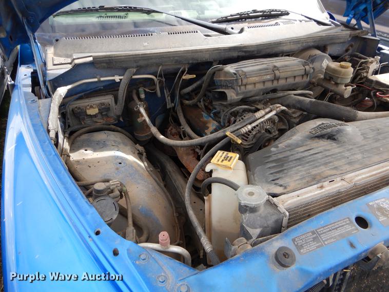 image for item EO9720 2001 Dodge Ram 1500 Quad Cab pickup truck