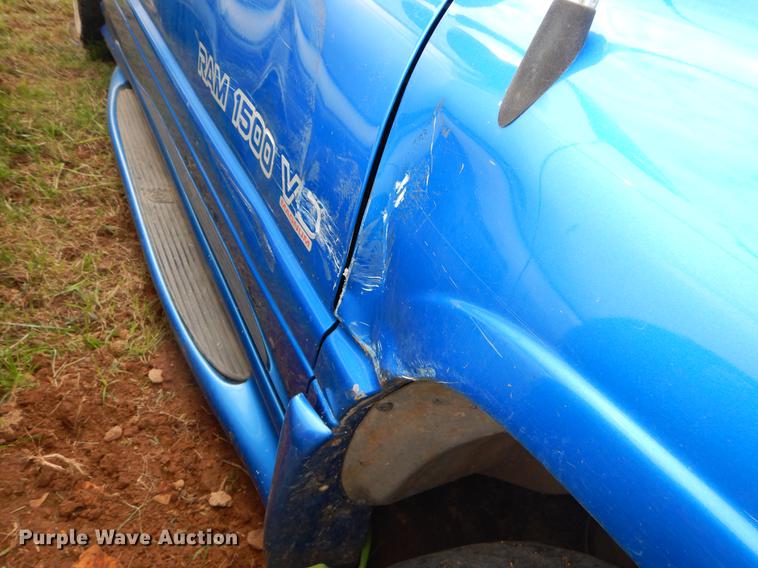 image for item EO9720 2001 Dodge Ram 1500 Quad Cab pickup truck