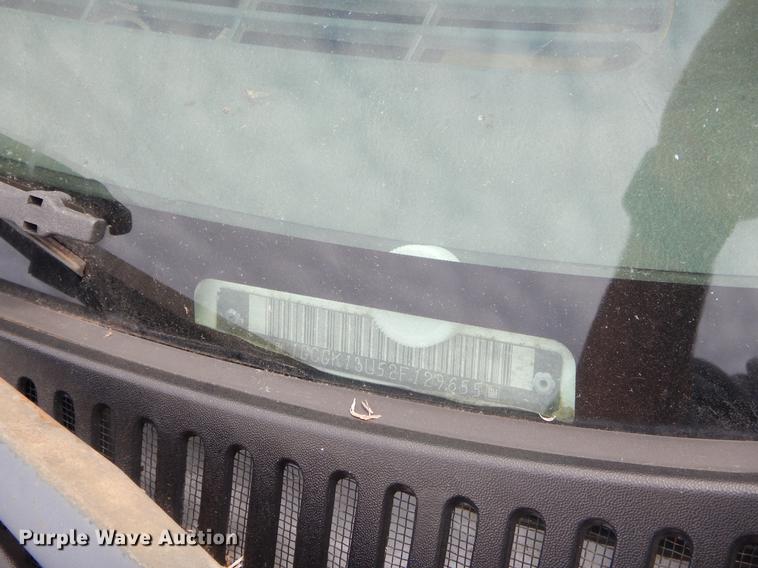 image for item EO9721 2002 Chevrolet Silverado 1500HD Crew Cab pickup truck